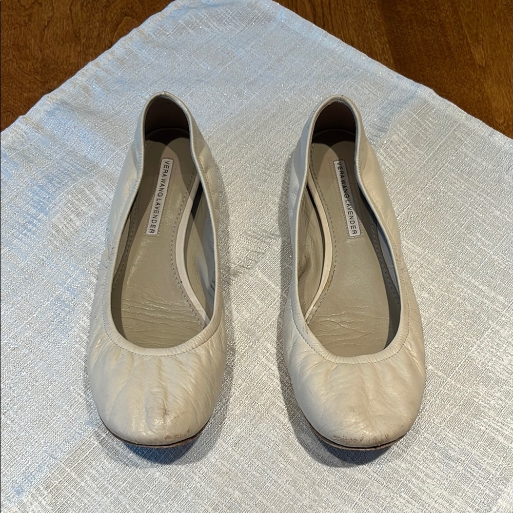 Vera Wang Women's Cream Ballet Flats
